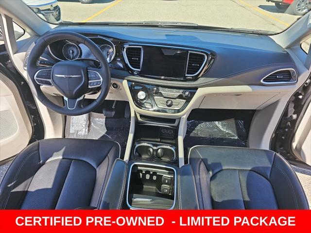 used 2023 Chrysler Pacifica car, priced at $28,000