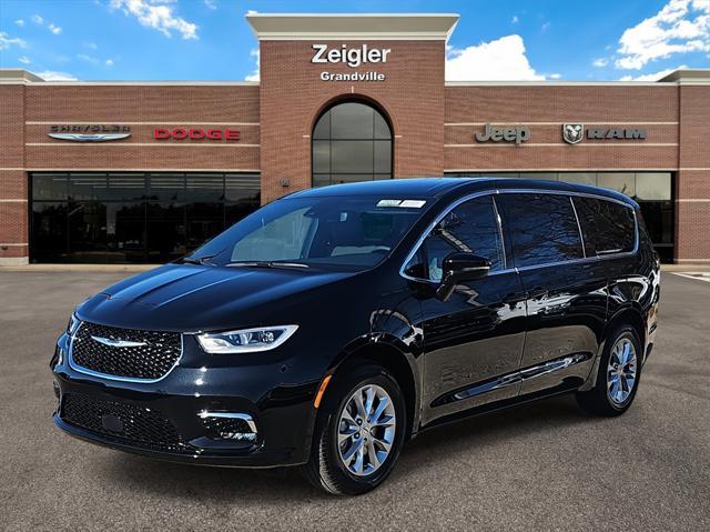 new 2025 Chrysler Pacifica car, priced at $41,835