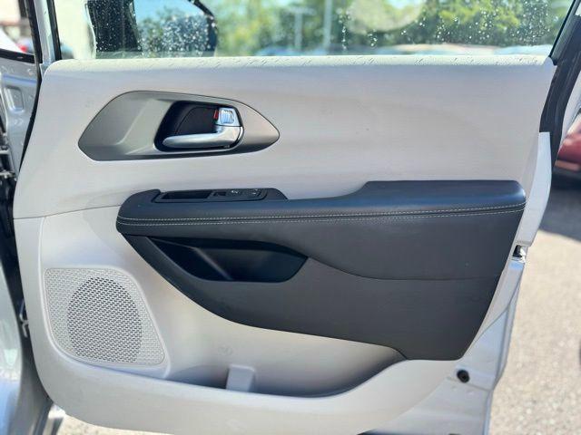 used 2024 Chrysler Pacifica car, priced at $35,000