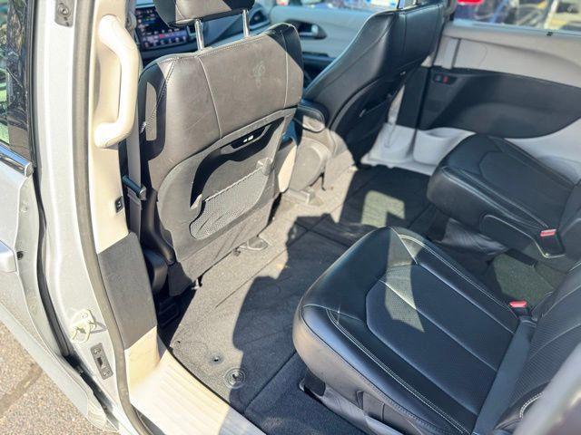 used 2024 Chrysler Pacifica car, priced at $35,000