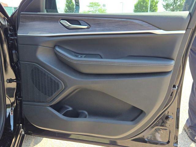 new 2025 Jeep Grand Cherokee L car, priced at $48,875