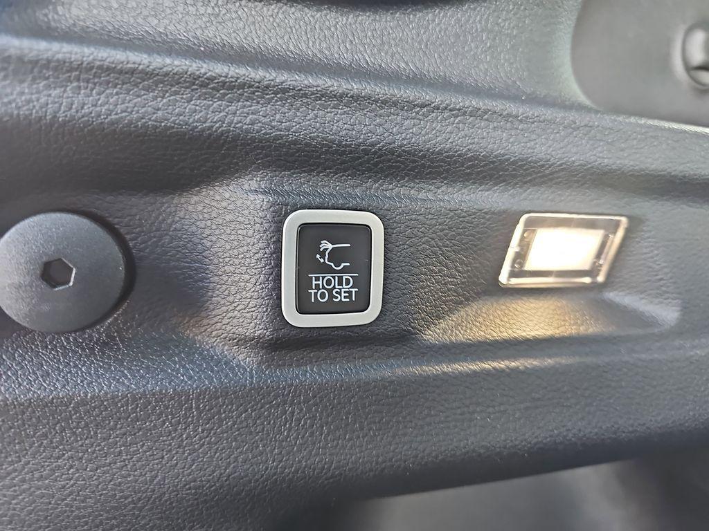 new 2025 Jeep Grand Cherokee L car, priced at $48,875