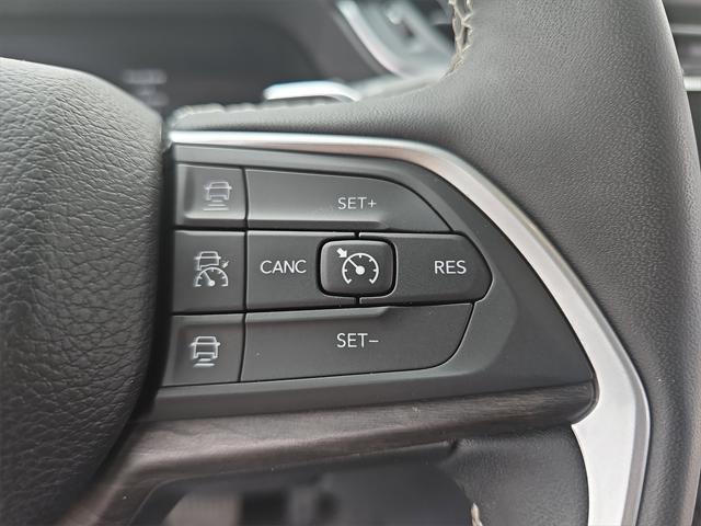 used 2023 Jeep Grand Cherokee L car, priced at $33,900