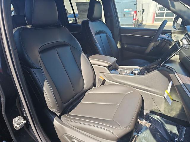 new 2025 Jeep Grand Cherokee car, priced at $48,371