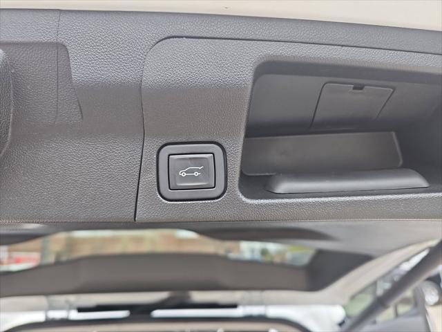 used 2023 GMC Acadia car, priced at $27,900