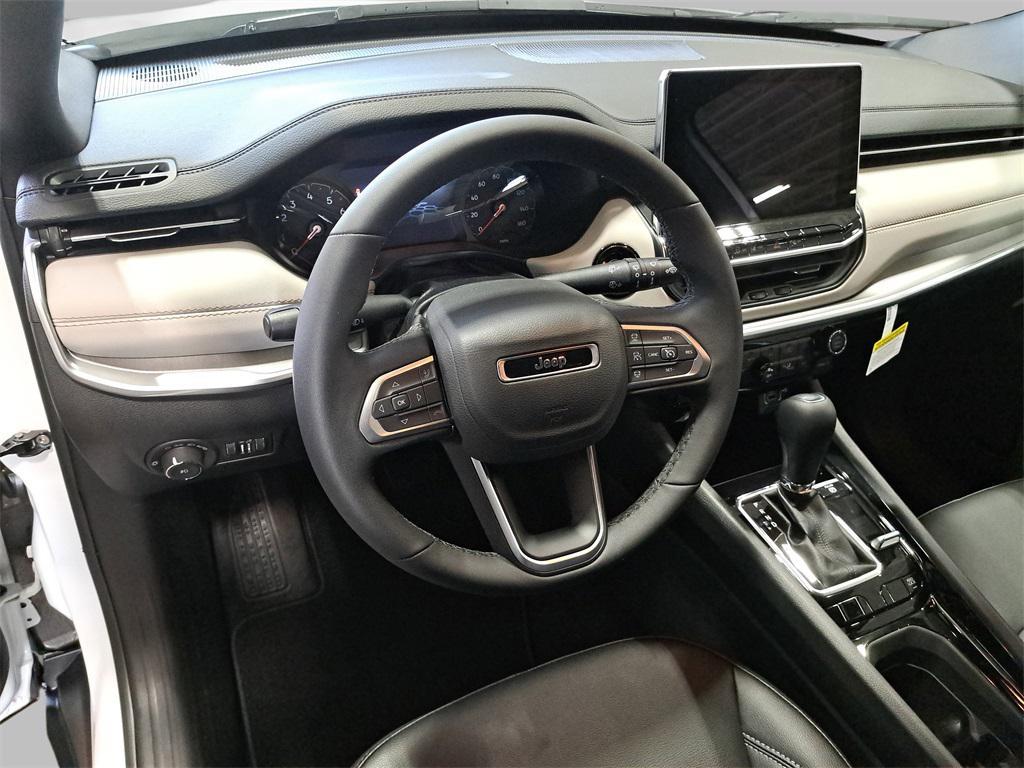 new 2025 Jeep Compass car, priced at $28,840