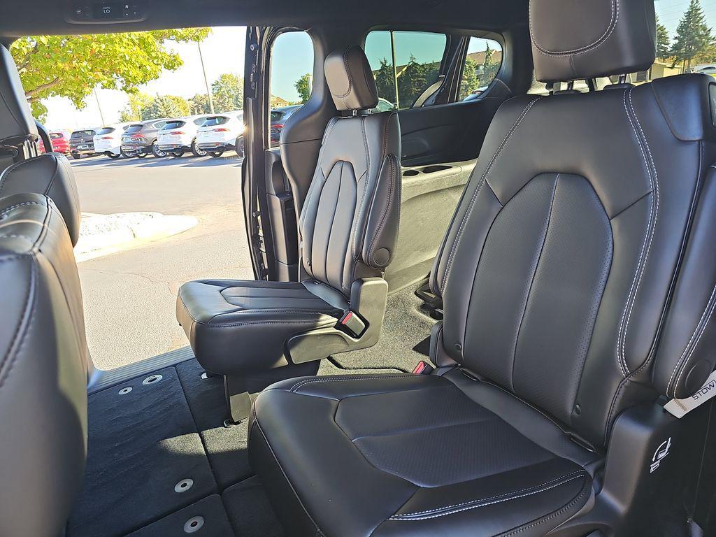 new 2026 Chrysler Pacifica car, priced at $43,180
