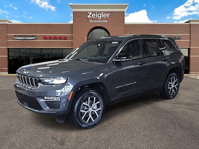 new 2025 Jeep Grand Cherokee car, priced at $42,035