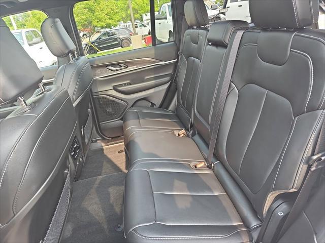 new 2025 Jeep Grand Cherokee car, priced at $44,867