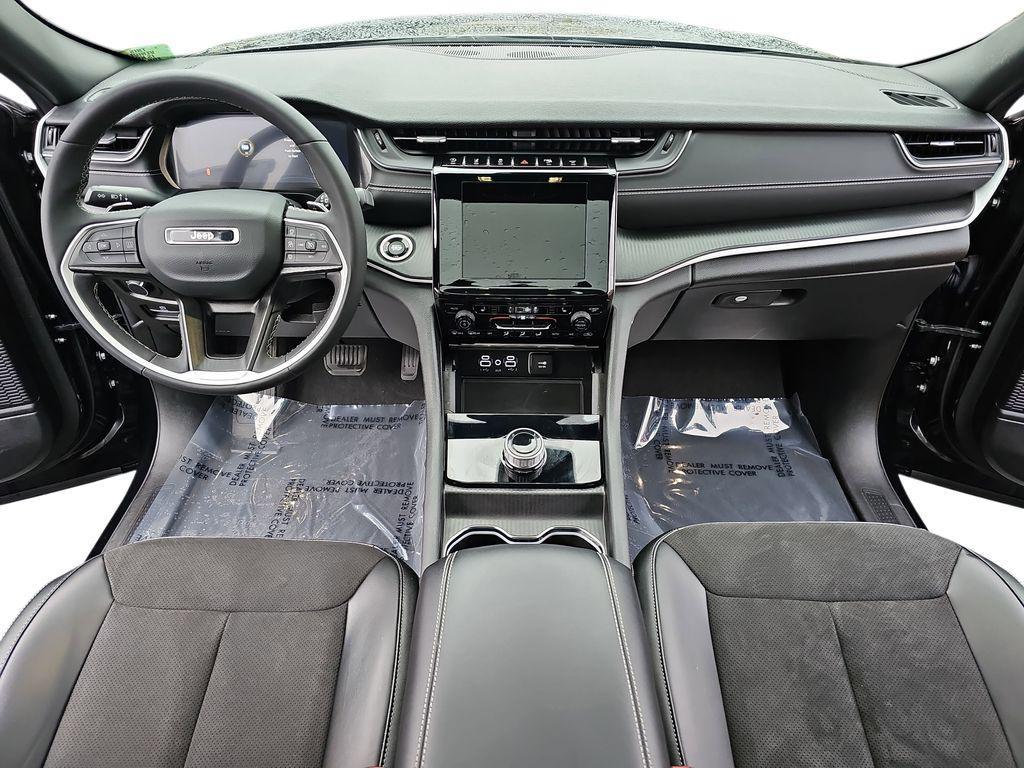 used 2023 Jeep Grand Cherokee car, priced at $32,500