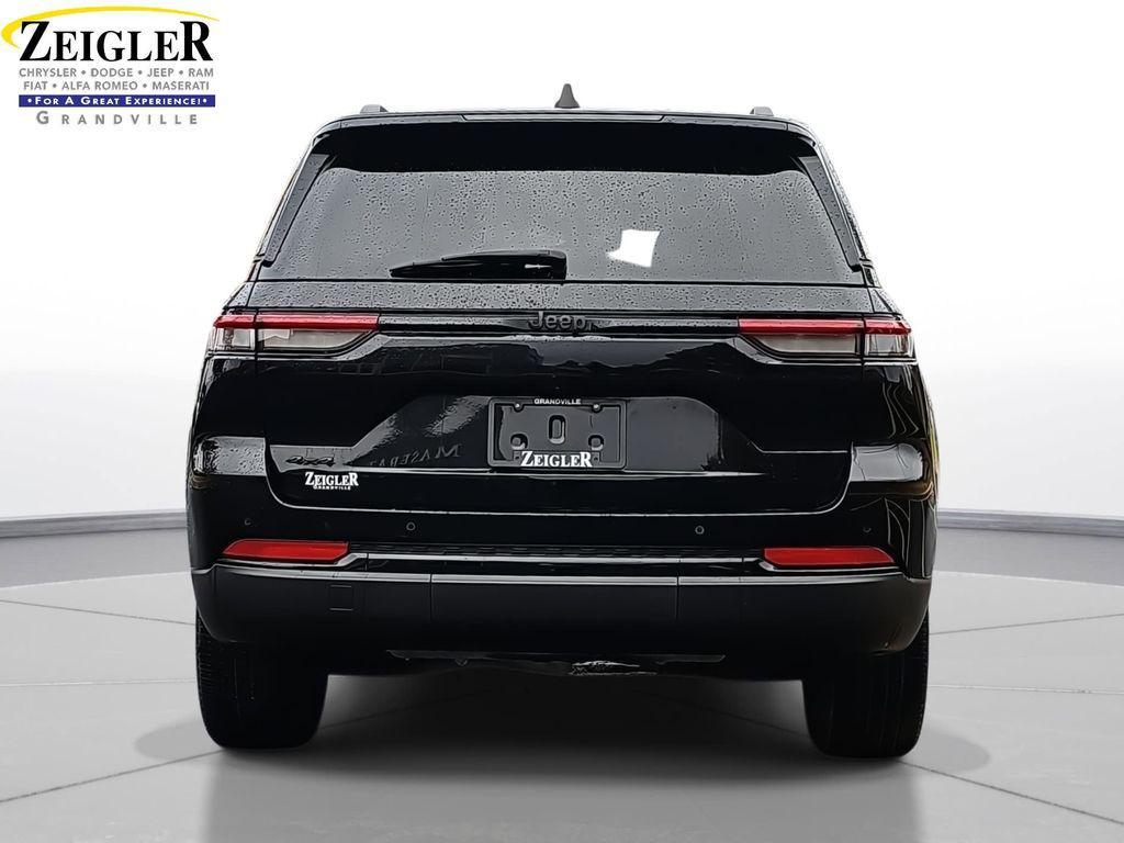 used 2023 Jeep Grand Cherokee car, priced at $32,500