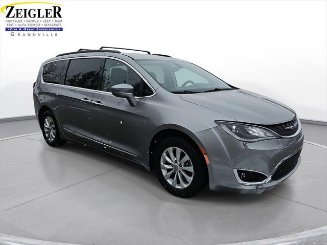 used 2017 Chrysler Pacifica car, priced at $12,400