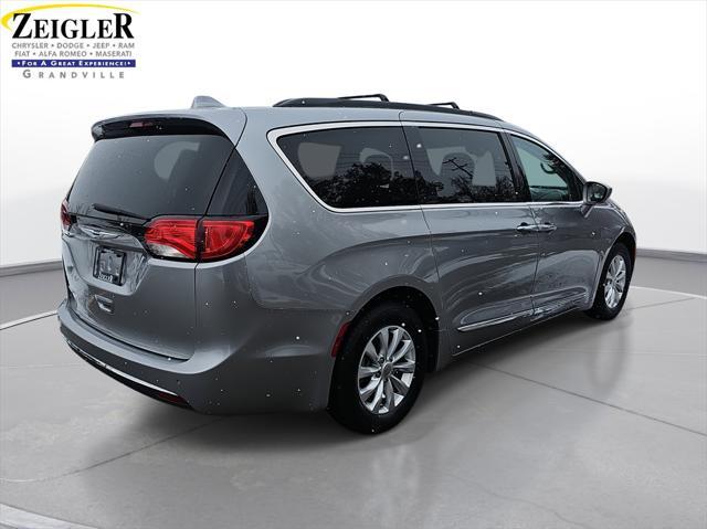 used 2017 Chrysler Pacifica car, priced at $12,400