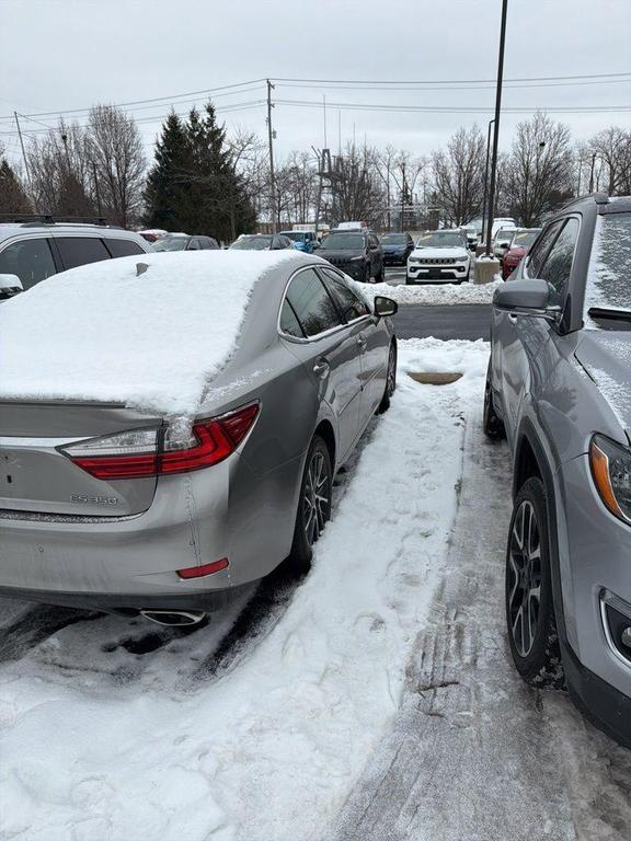 used 2016 Lexus ES 350 car, priced at $17,500