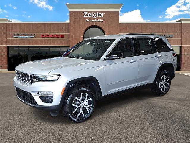 new 2025 Jeep Grand Cherokee car, priced at $43,982