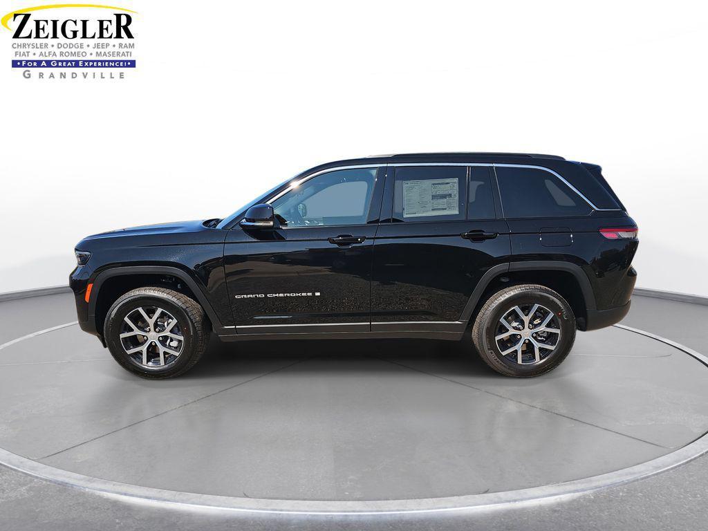 new 2025 Jeep Grand Cherokee car, priced at $47,590