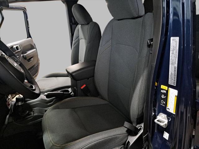 new 2025 Jeep Wrangler car, priced at $46,593
