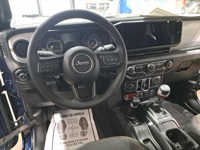 new 2025 Jeep Wrangler car, priced at $43,093