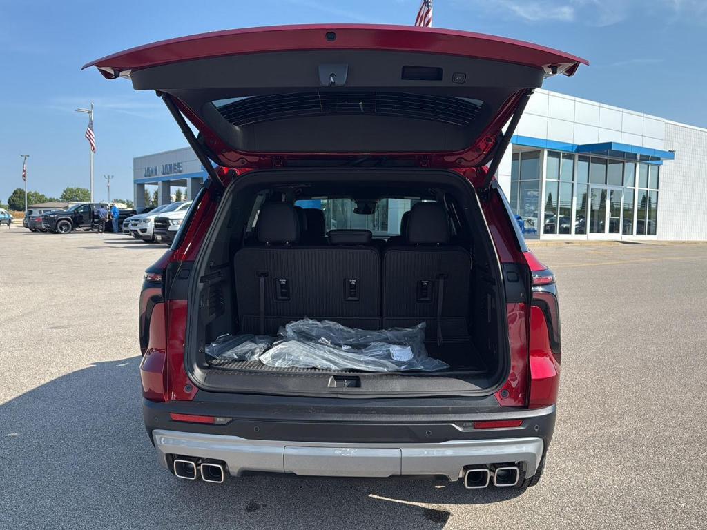 new 2026 Chevrolet Traverse car, priced at $47,880