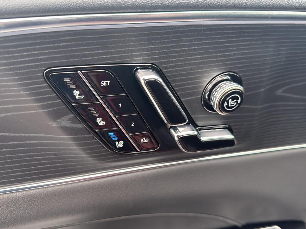 new 2025 Cadillac LYRIQ car, priced at $69,495
