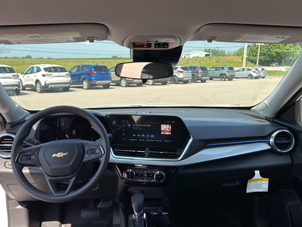 new 2025 Chevrolet Trax car, priced at $24,135