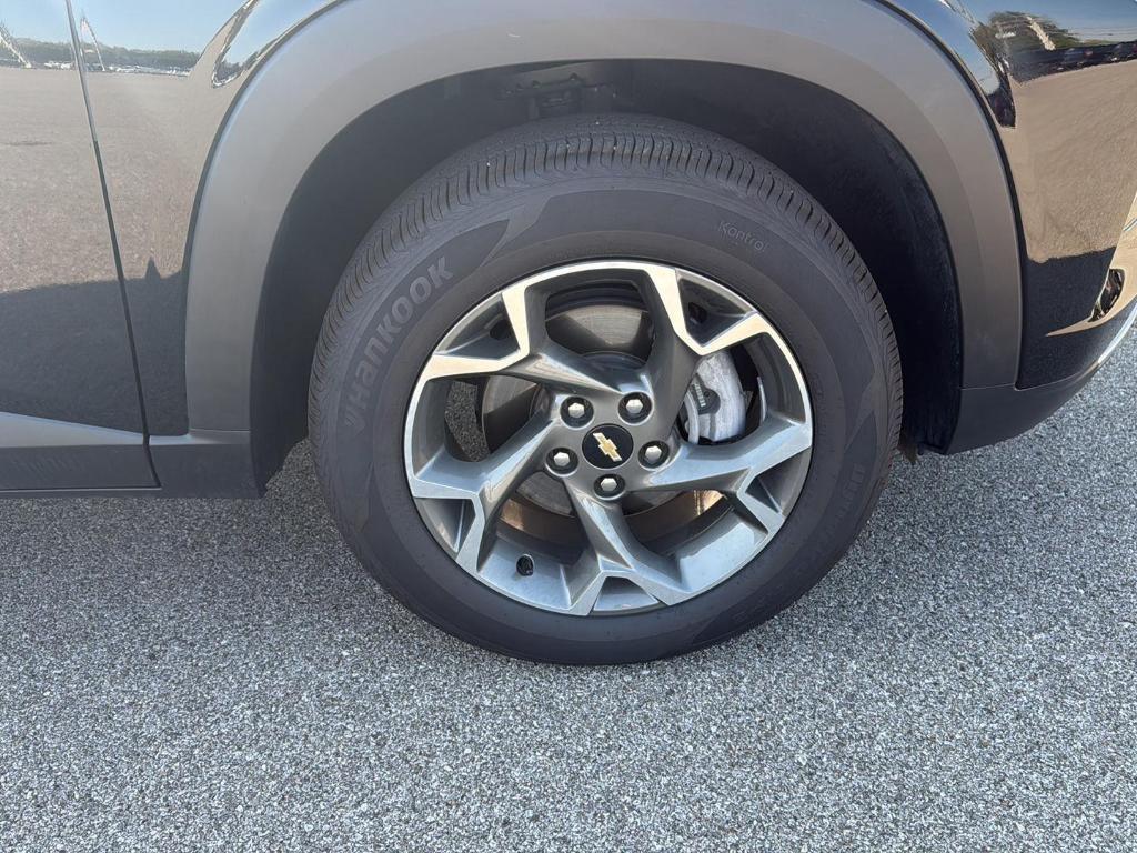 used 2025 Chevrolet Trax car, priced at $23,995