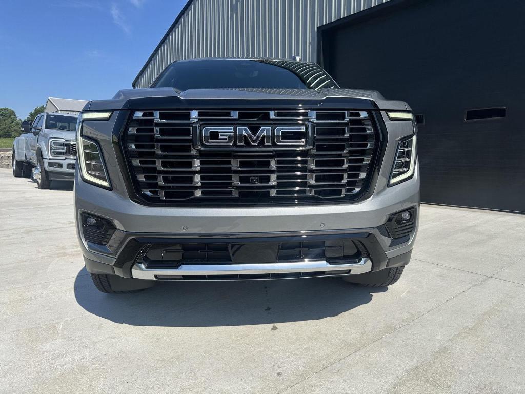 used 2025 GMC Yukon car, priced at $112,900