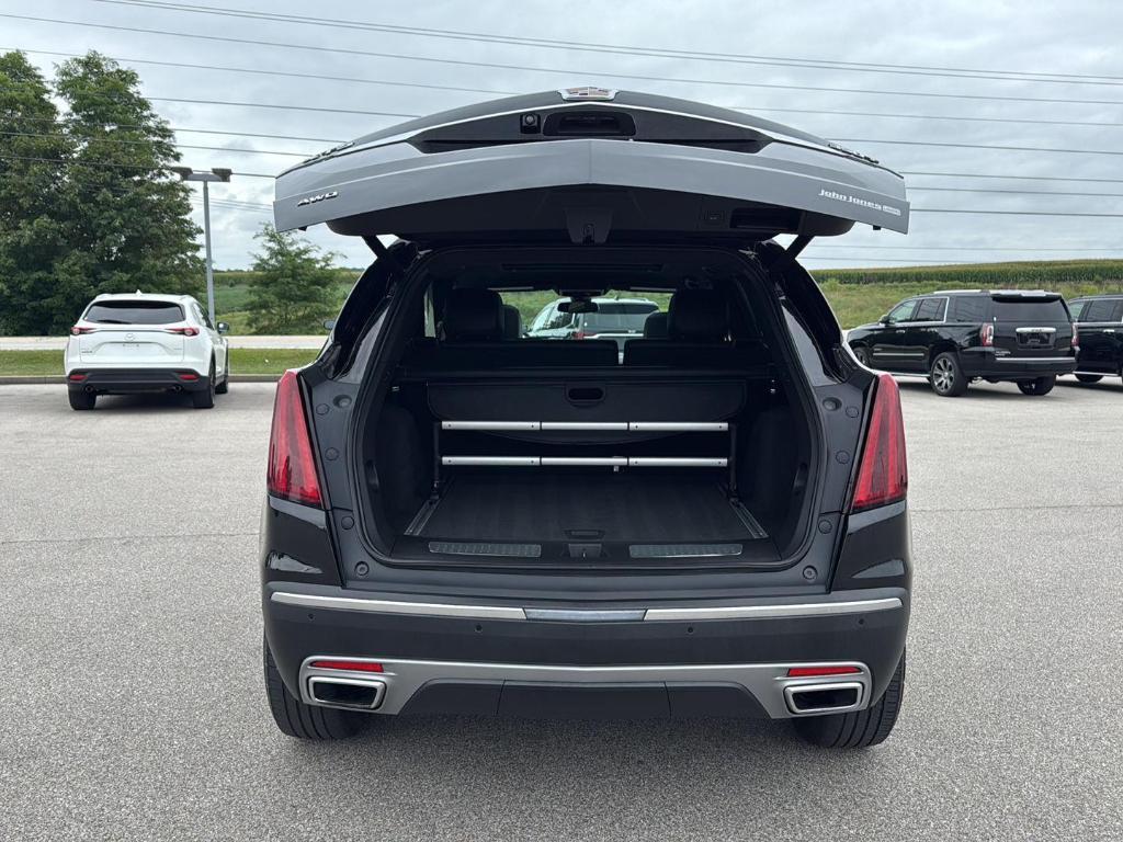 used 2023 Cadillac XT5 car, priced at $33,995
