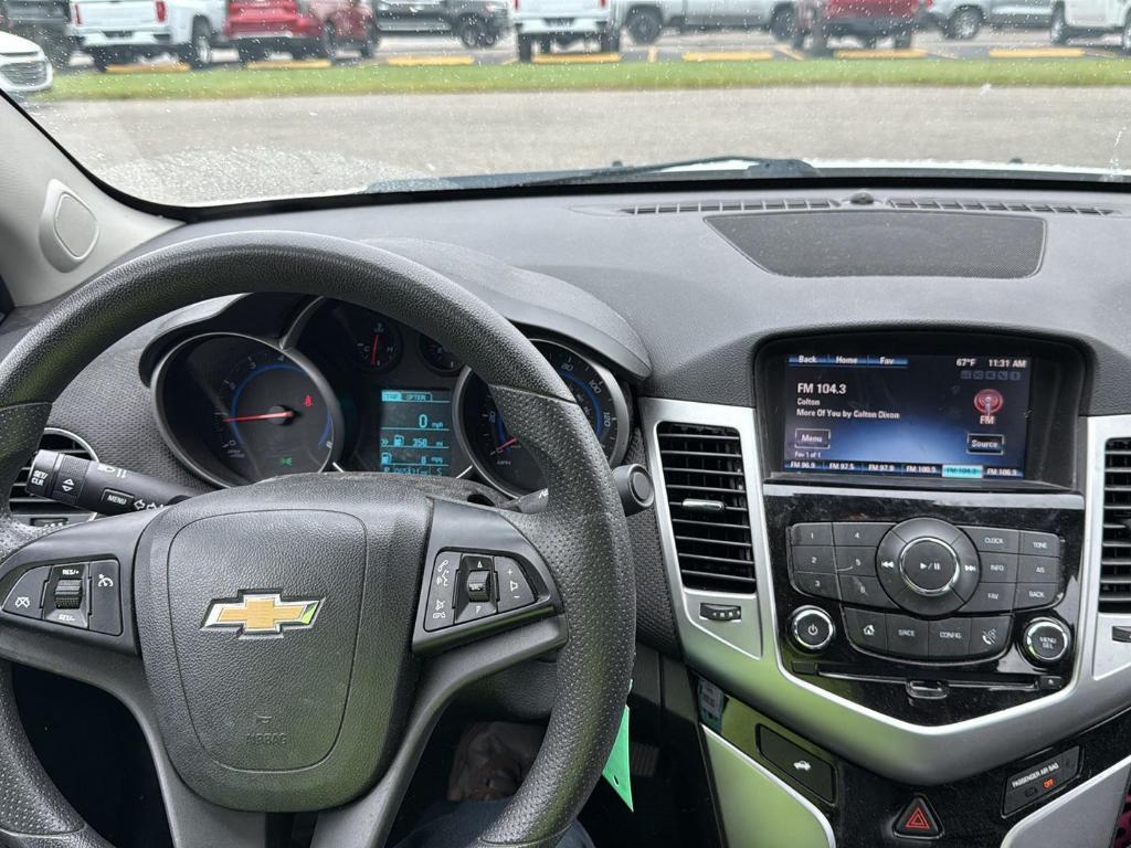used 2016 Chevrolet Cruze Limited car, priced at $11,895