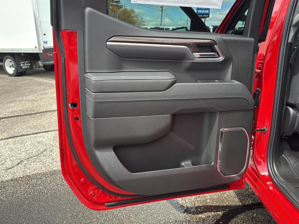 new 2025 Chevrolet Silverado 1500 car, priced at $53,295