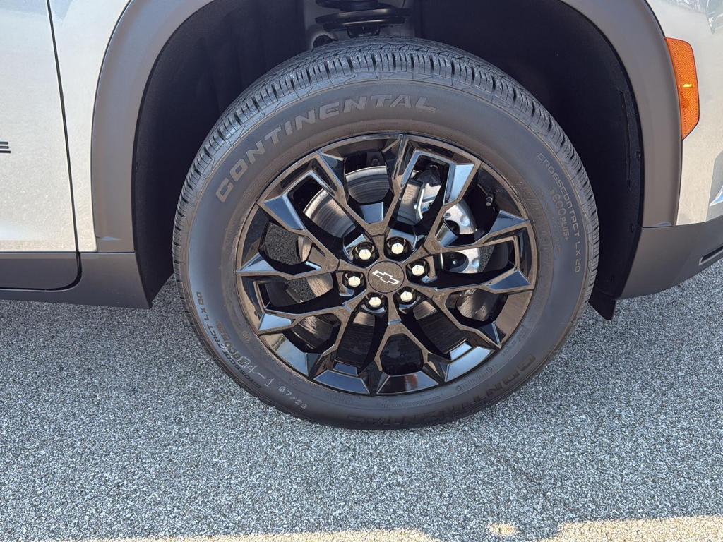 new 2026 Chevrolet Traverse car, priced at $49,670