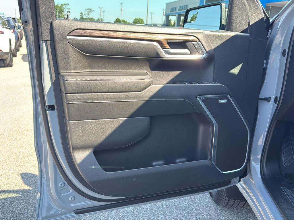 used 2025 Chevrolet Silverado 1500 car, priced at $56,545