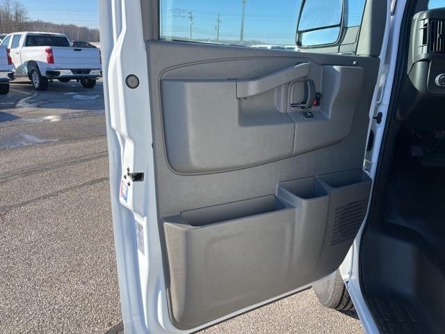 new 2024 Chevrolet Express 2500 car, priced at $42,278