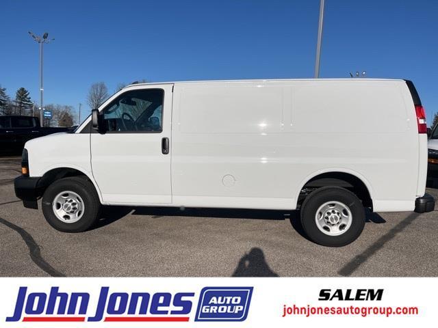 new 2024 Chevrolet Express 2500 car, priced at $42,278
