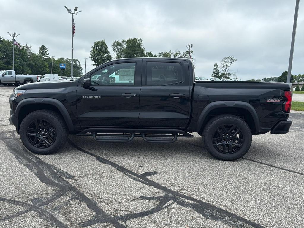 new 2025 Chevrolet Colorado car, priced at $48,810
