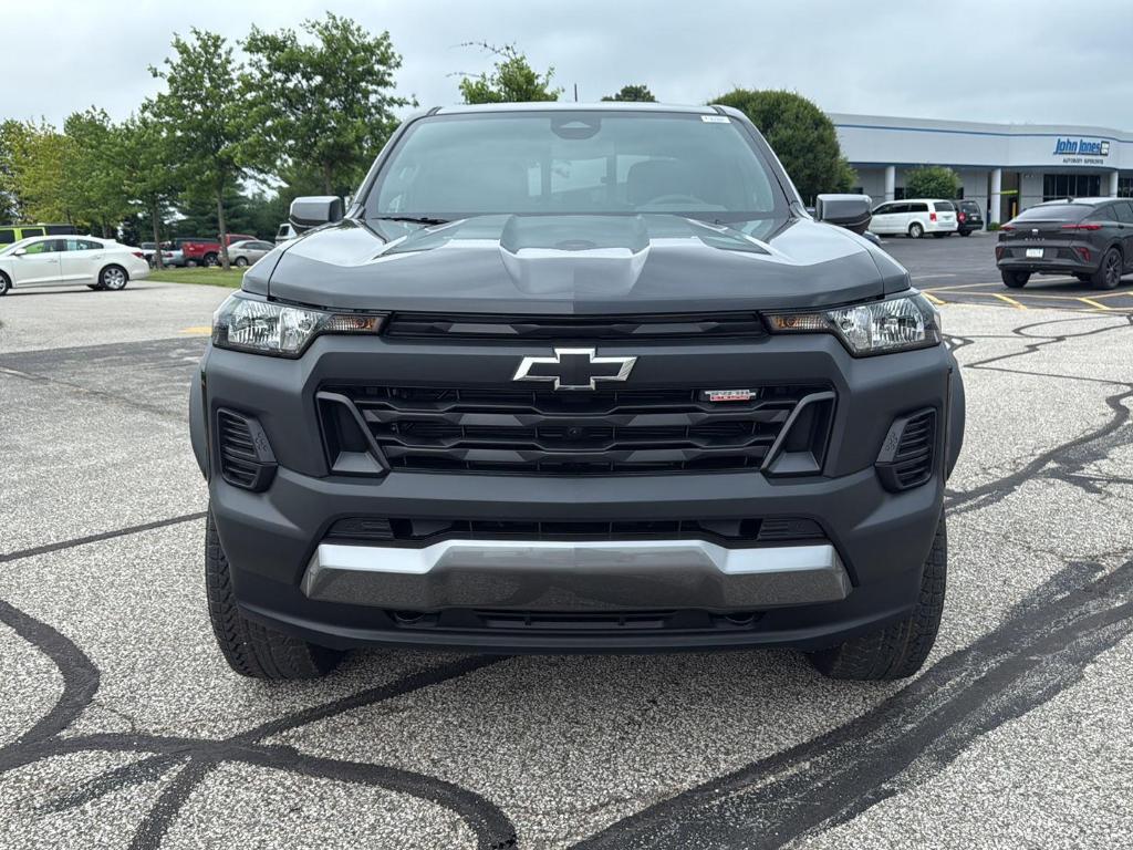 new 2025 Chevrolet Colorado car, priced at $48,810