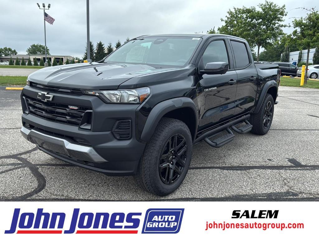 new 2025 Chevrolet Colorado car, priced at $48,810