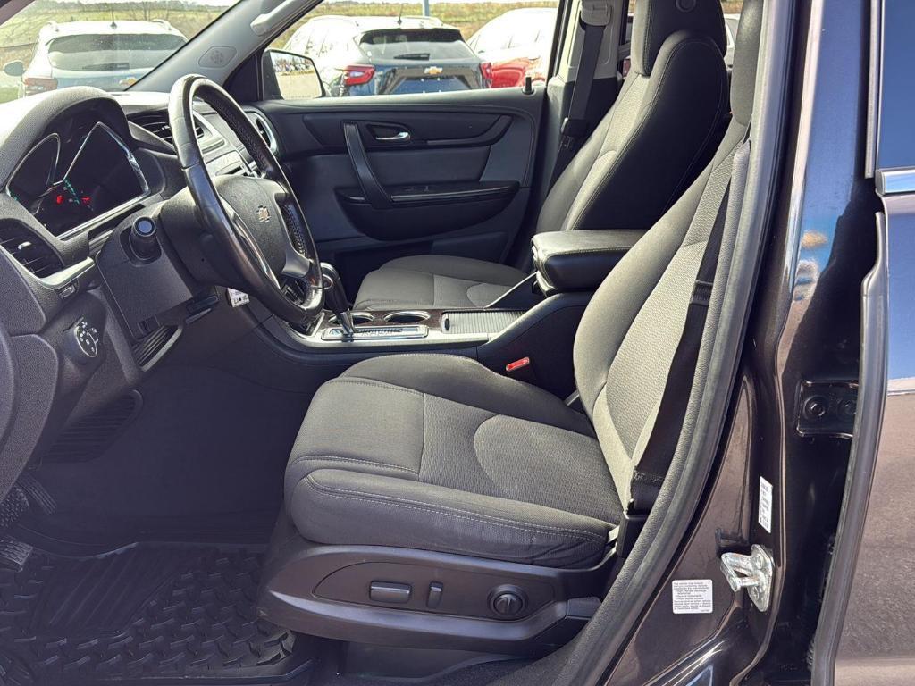 used 2017 Chevrolet Traverse car, priced at $12,895