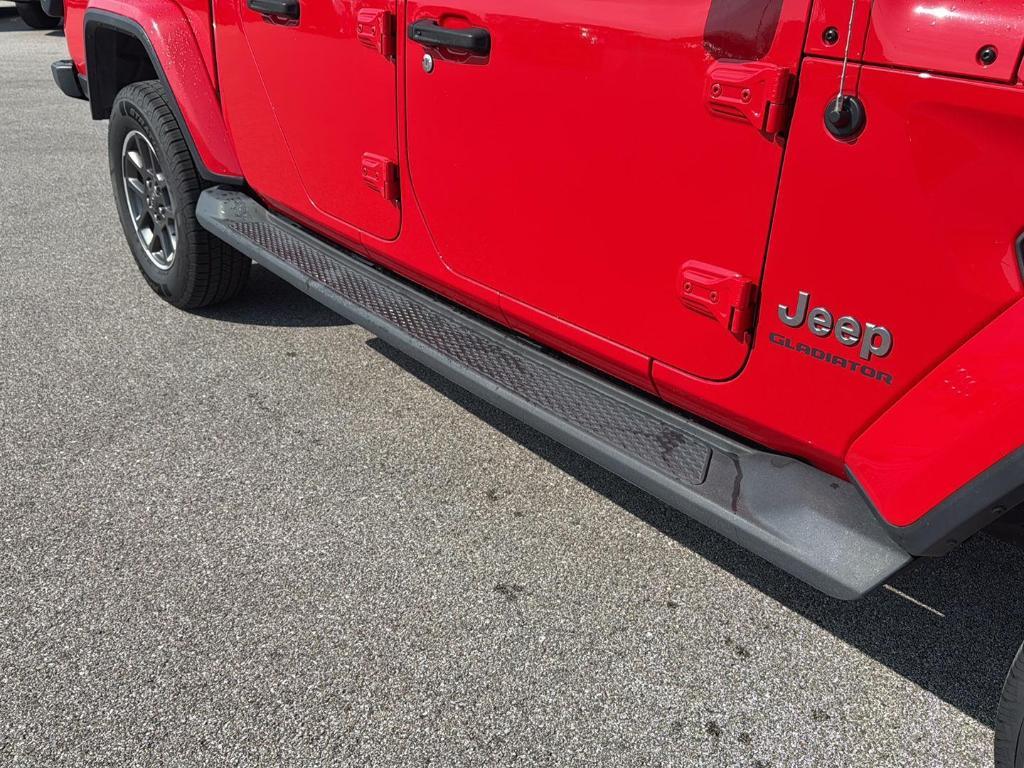 used 2020 Jeep Gladiator car, priced at $26,875