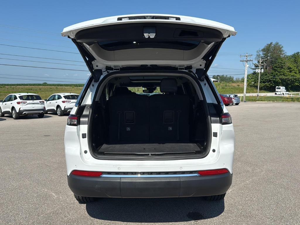 used 2023 Jeep Grand Cherokee L car, priced at $35,745