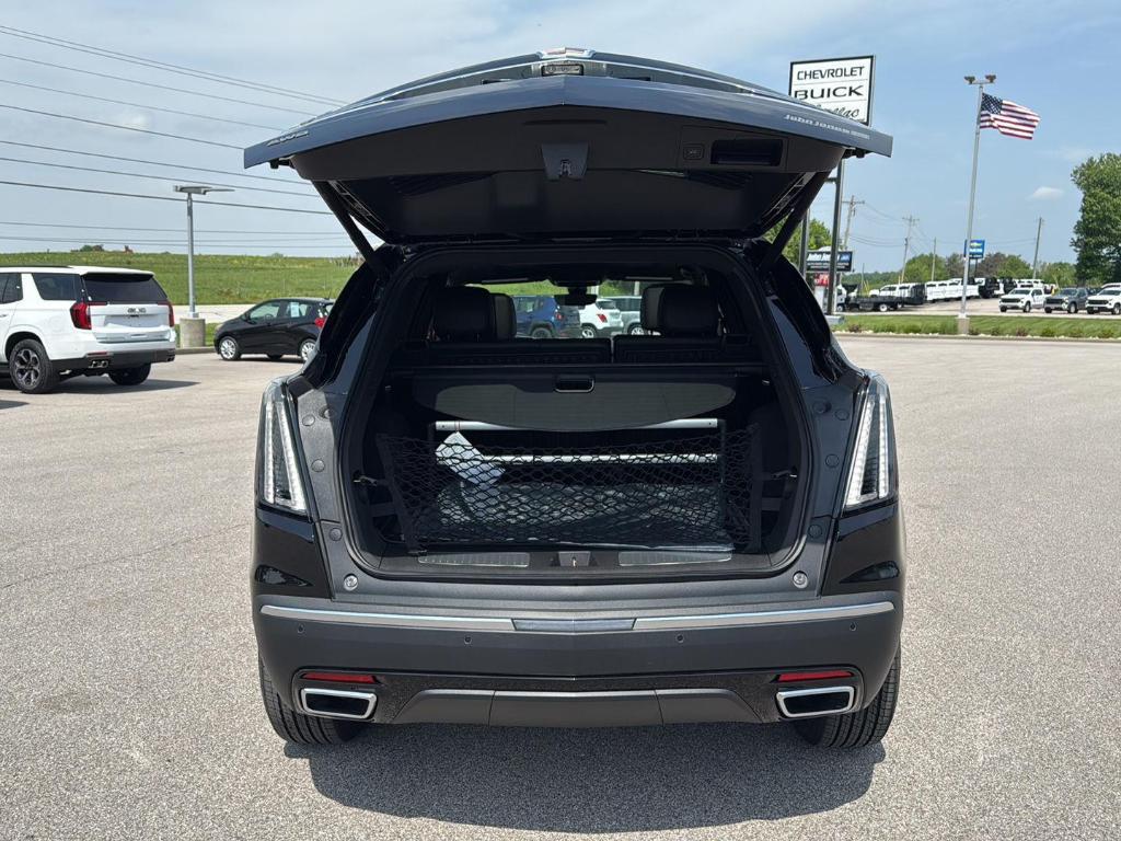 new 2025 Cadillac XT5 car, priced at $63,114