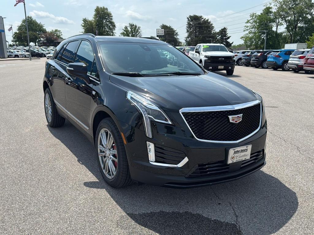 new 2025 Cadillac XT5 car, priced at $63,114