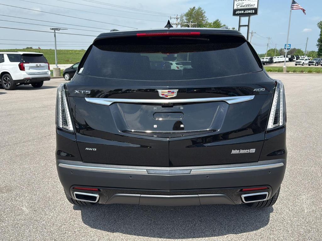 new 2025 Cadillac XT5 car, priced at $63,114