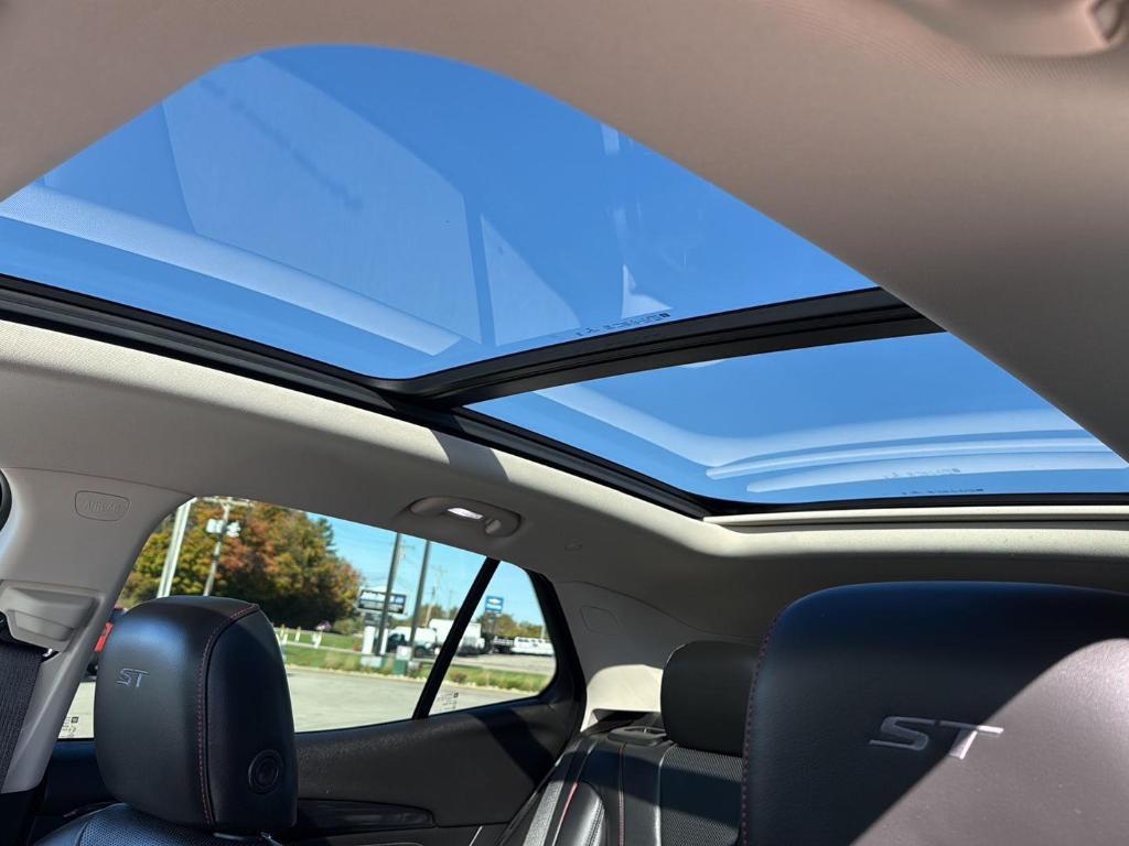 used 2022 Buick Envision car, priced at $24,745