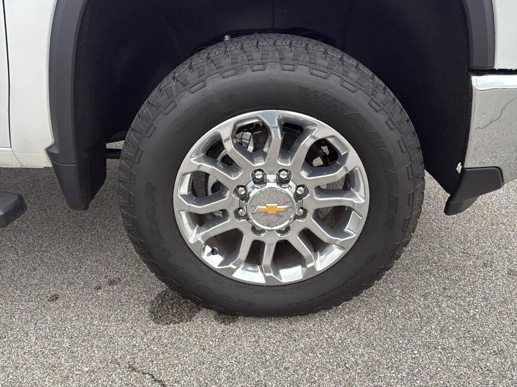 used 2024 Chevrolet Silverado 2500 car, priced at $75,995