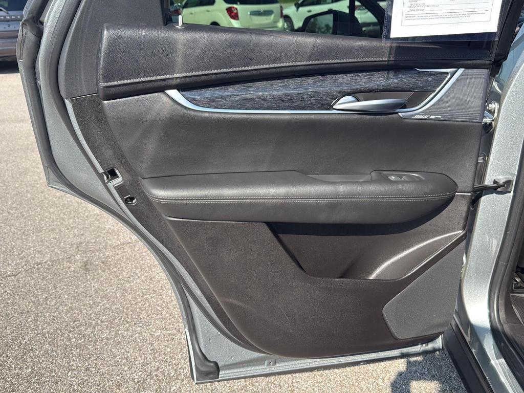 used 2023 Cadillac XT5 car, priced at $37,995