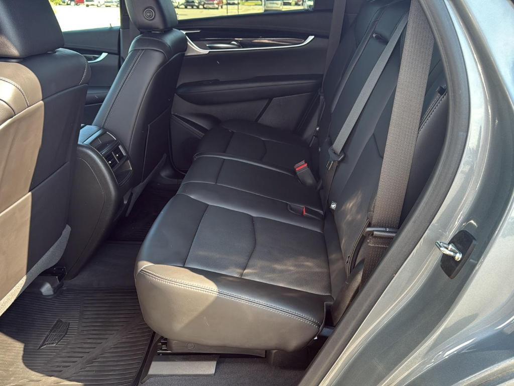 used 2023 Cadillac XT5 car, priced at $37,995