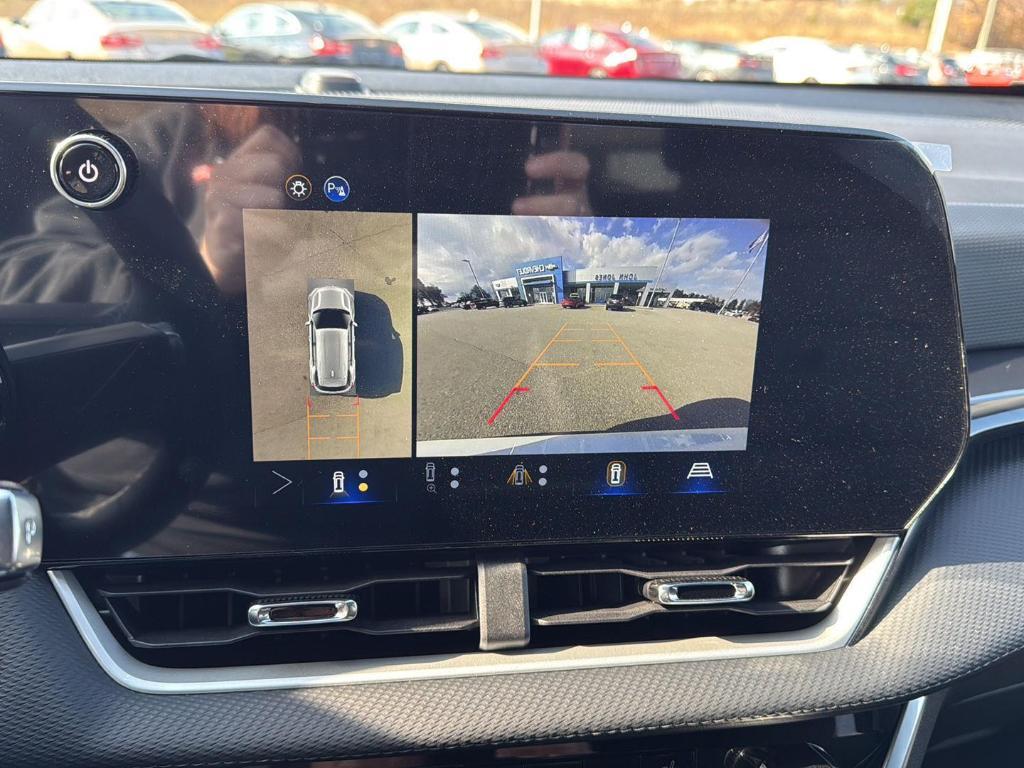 new 2026 Chevrolet Equinox car, priced at $34,555