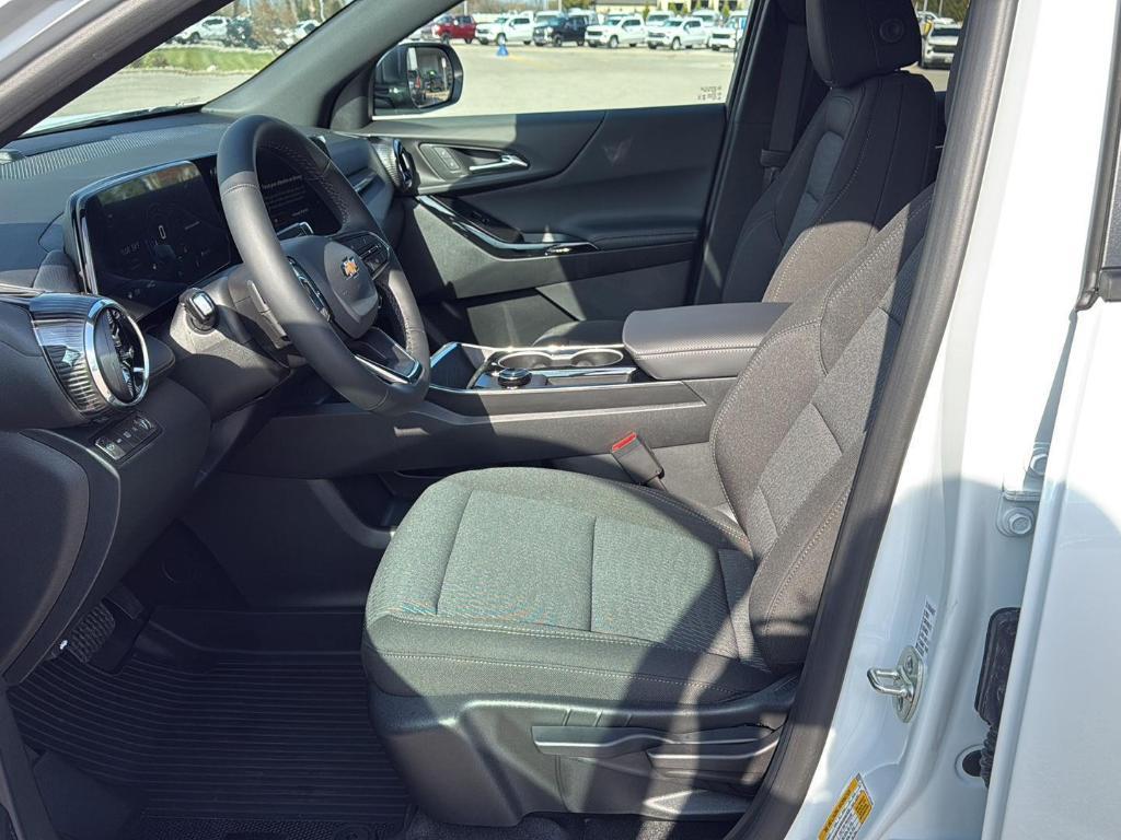 new 2026 Chevrolet Equinox car, priced at $34,555