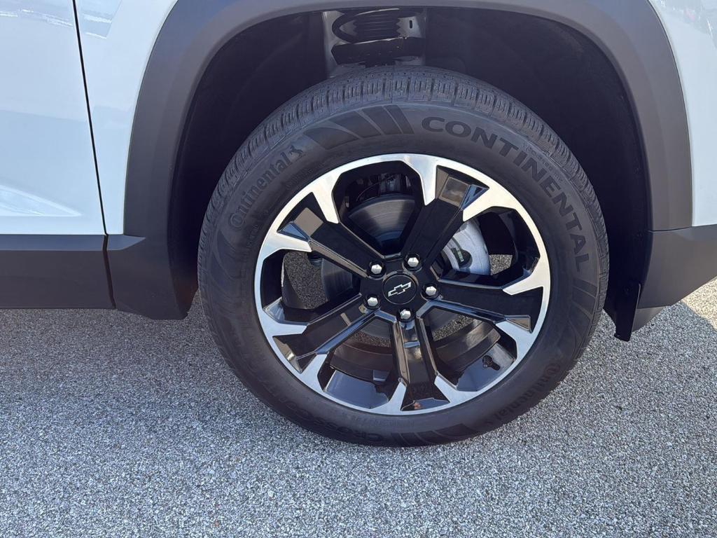 new 2026 Chevrolet Equinox car, priced at $34,555